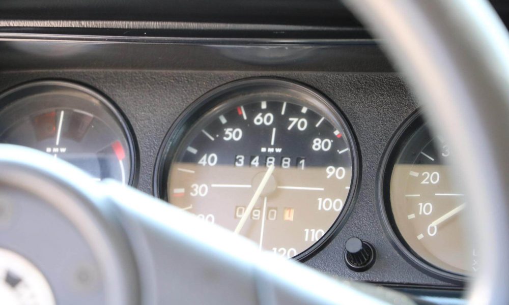 1976-bmw-2002-turbo-33