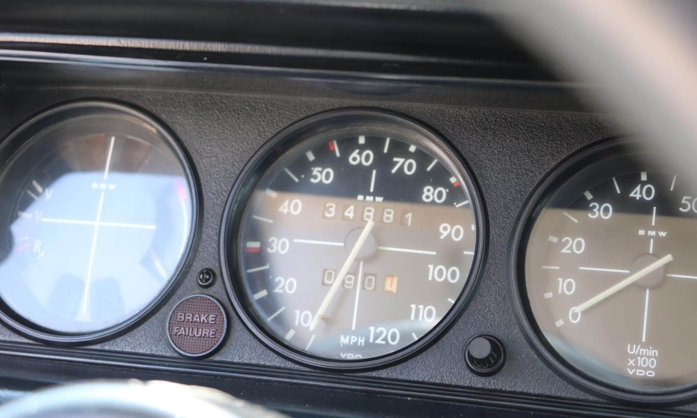 1976-bmw-2002-turbo-34