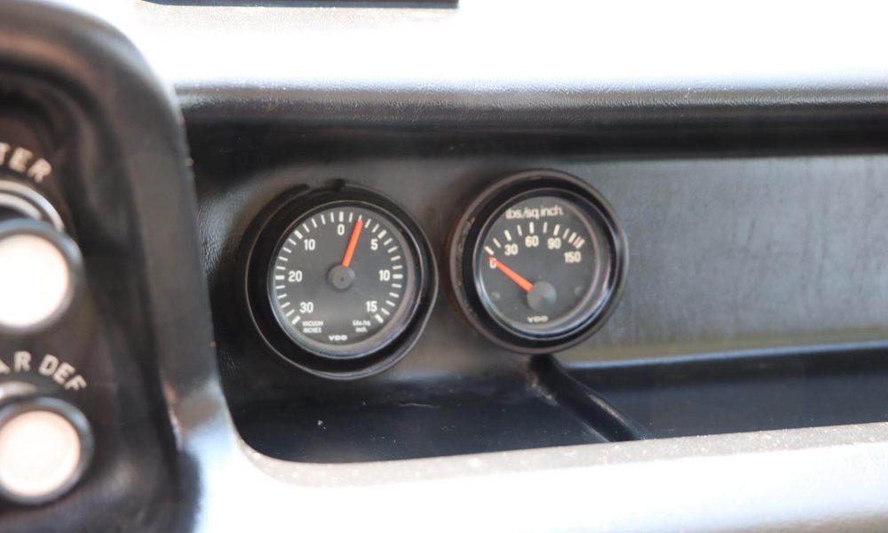 1976-bmw-2002-turbo-35