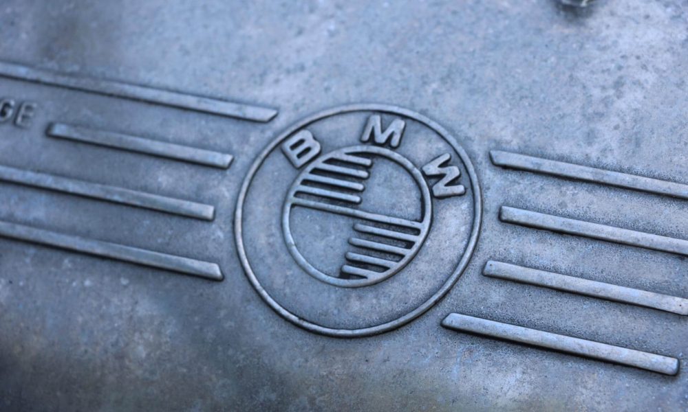 1976-bmw-2002-turbo-46