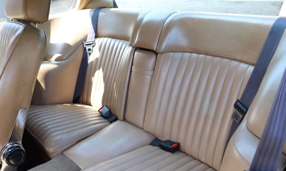 1978-aston-martin-v8-14