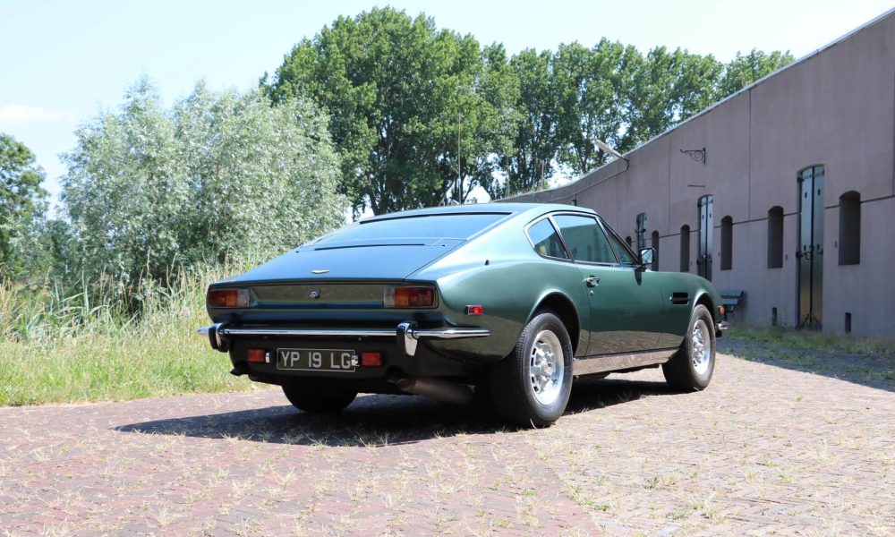 1978-aston-martin-v8-7