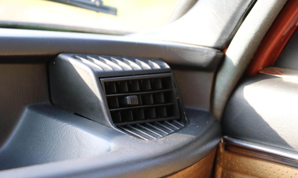 1978-bmw-520-realartonwheels-21