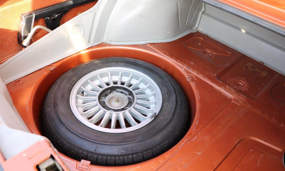 1978-bmw-520-realartonwheels-26