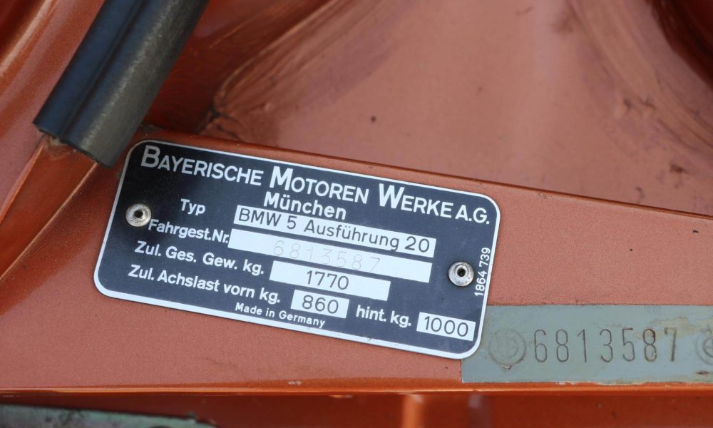 1978-bmw-520-realartonwheels-29