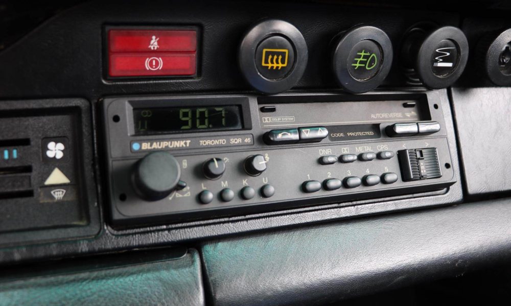 1985-porsche-911-turbo-23