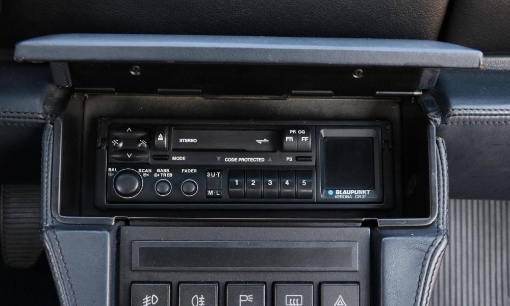 1989-ferrari-348-tb-bianco-24