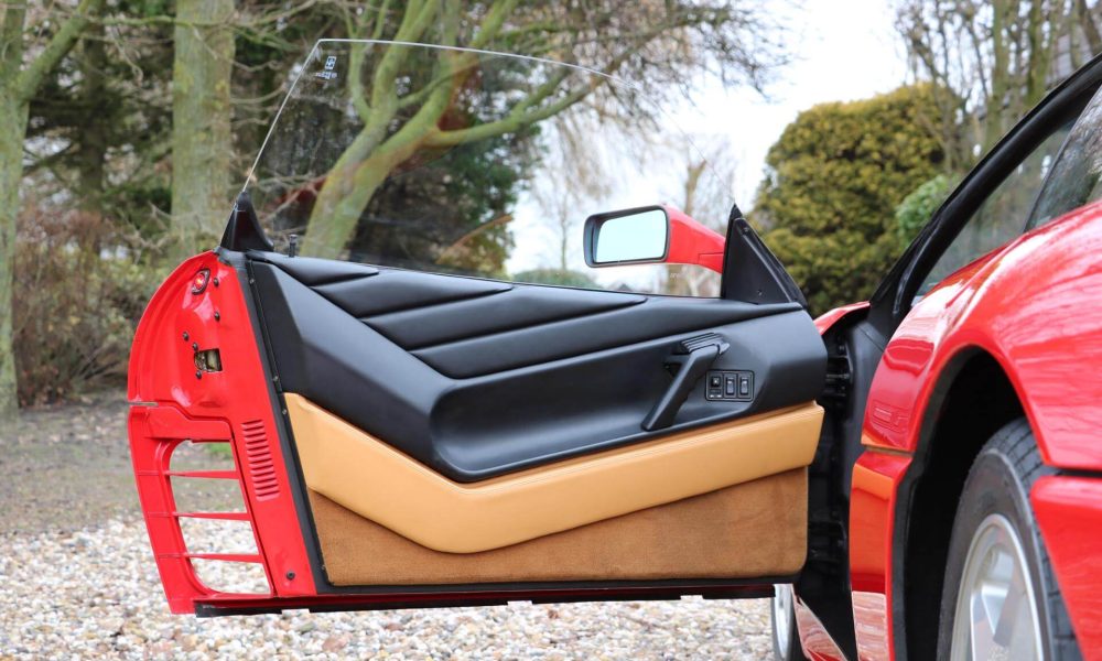 1990-ferrari-348-tb-12