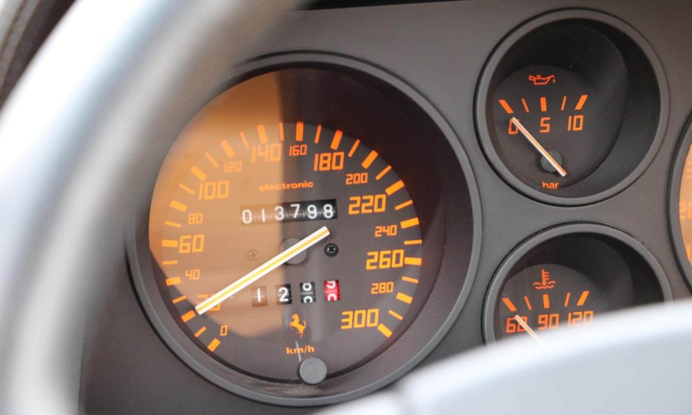 1990-ferrari-348-tb-24