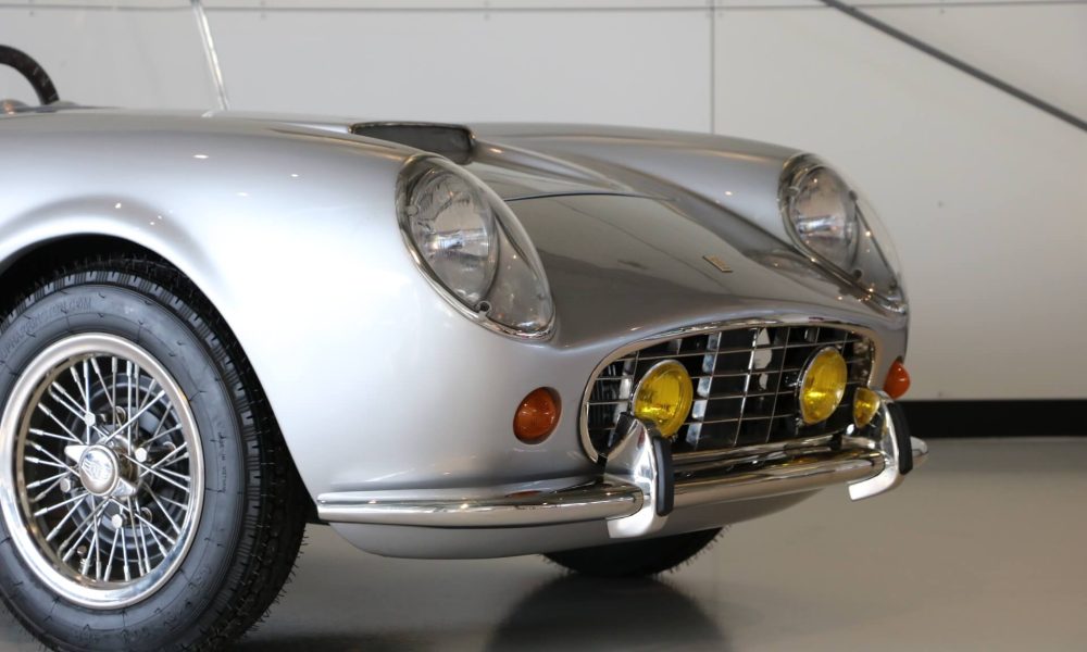 2-ferrari-california-spider-roger-vadim-002