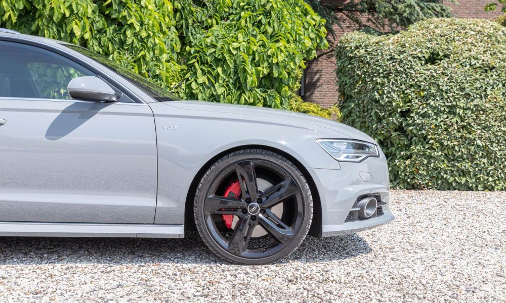 2016-audi-a6-avant-15-1