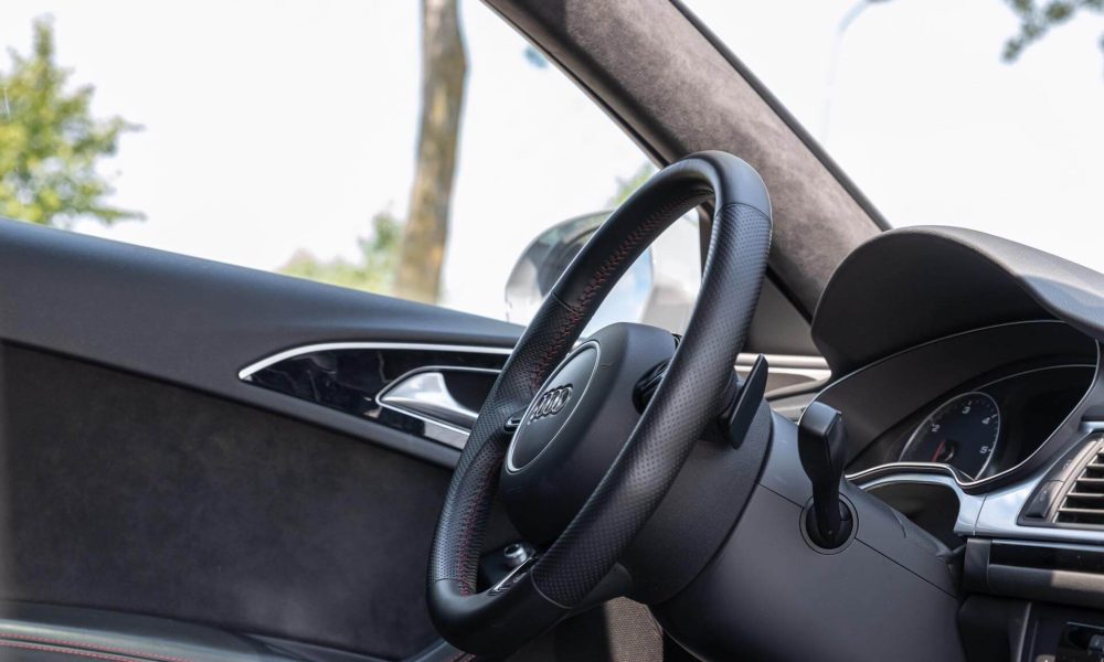 2016-audi-a6-avant-18-1