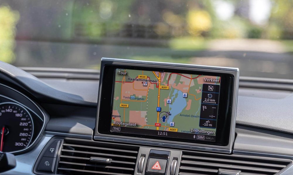 2016-audi-a6-avant-27-1