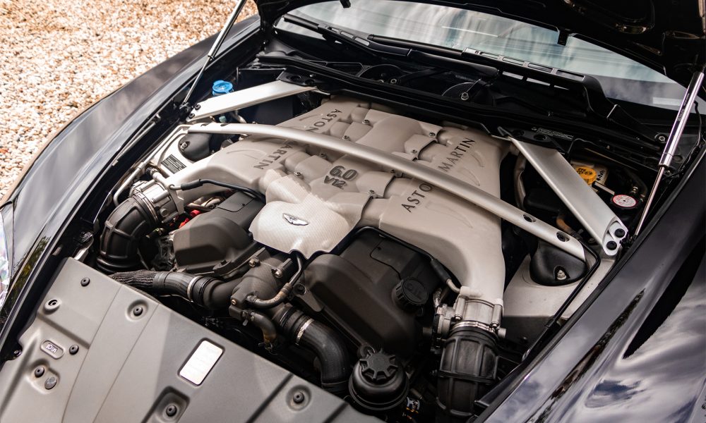 21-RAOW-Aston-Martin-Zagato