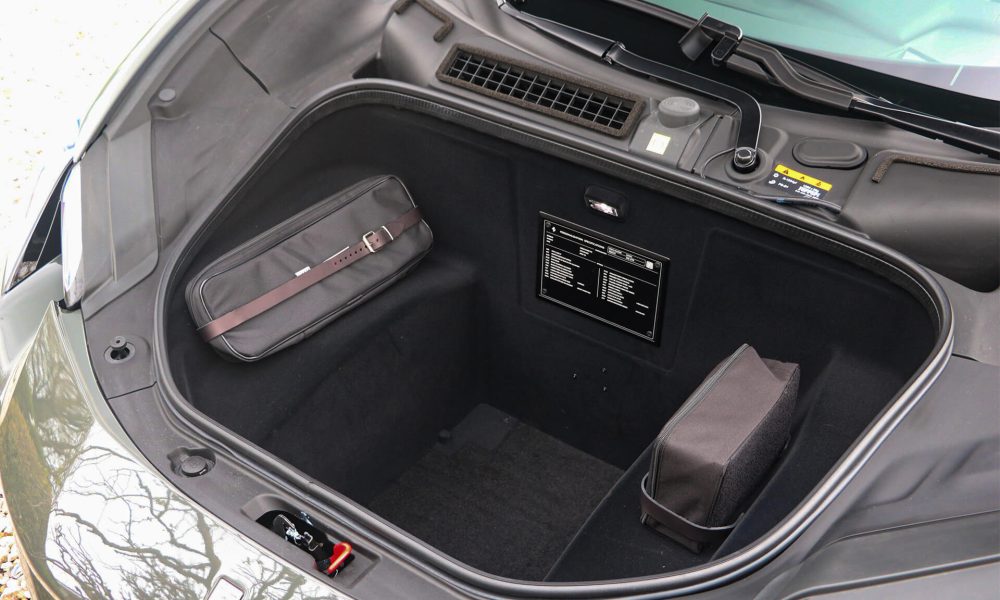 21-RAOW-Ferrari-296-GTB