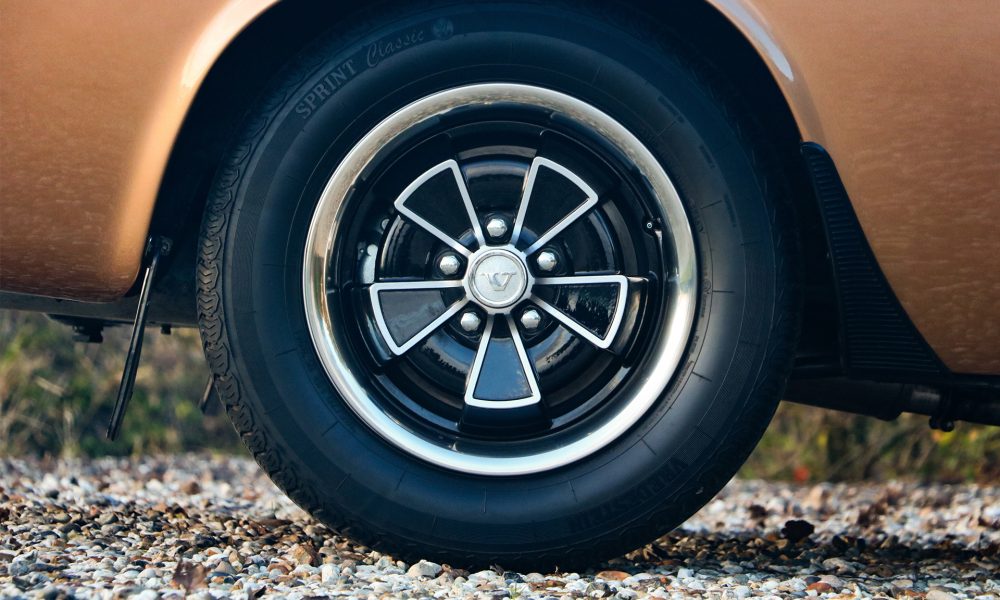 21-RAOW-Volvo-P-1800