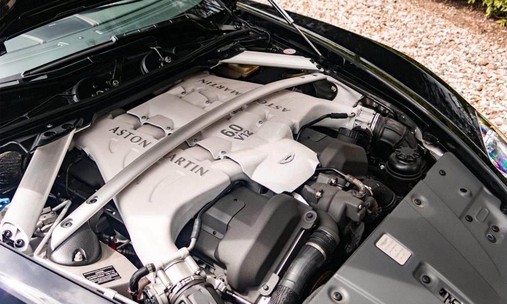 23-RAOW-Aston-Martin-Zagato