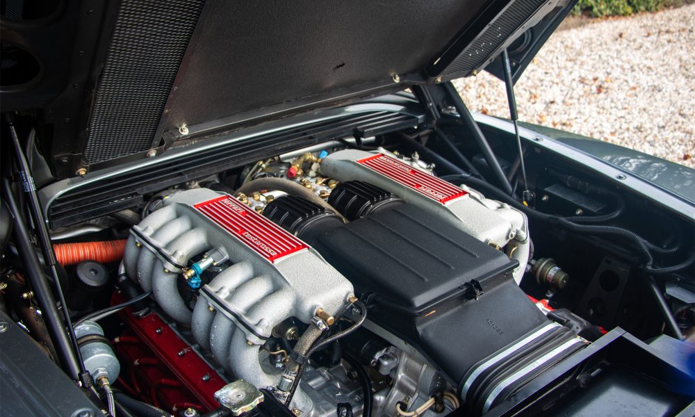 23-RAOW-Ferrari-Testarosssa-Grigio