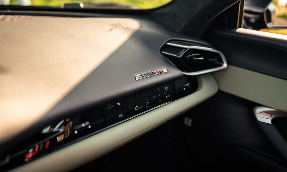 24-RAOW-Ferrari-296-GTS-min