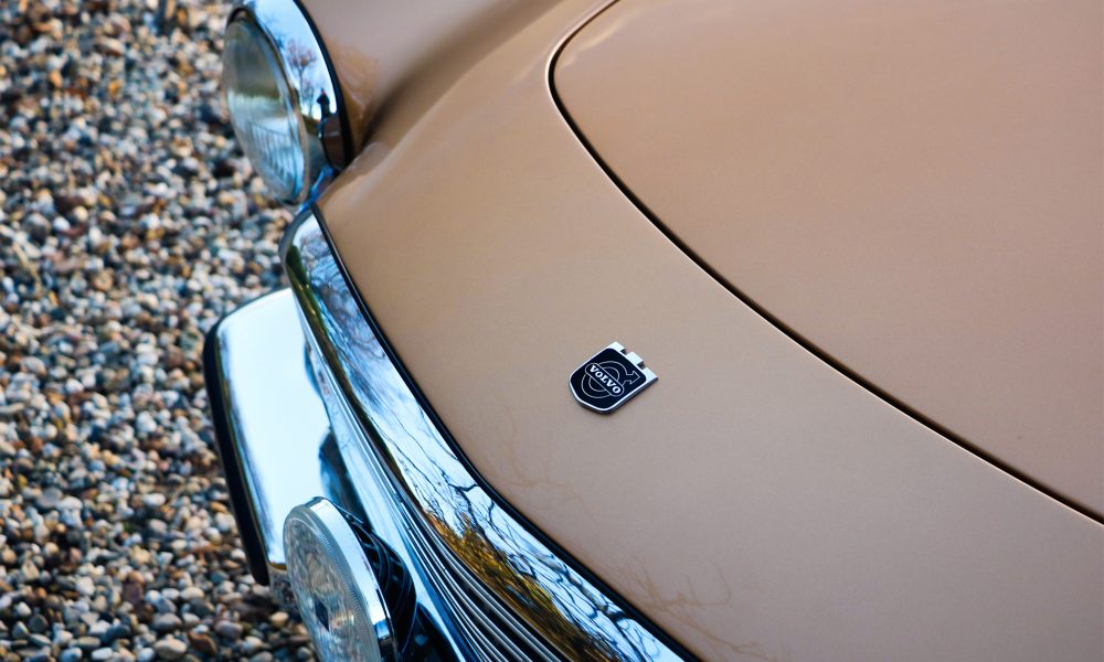 24-RAOW-Volvo-P-1800