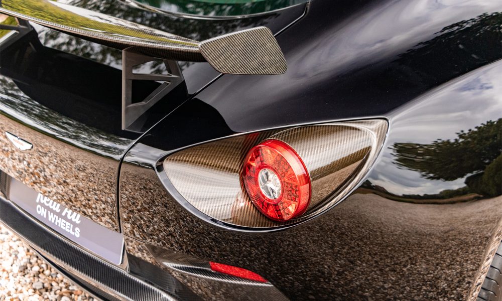 25-RAOW-Aston-Martin-Zagato