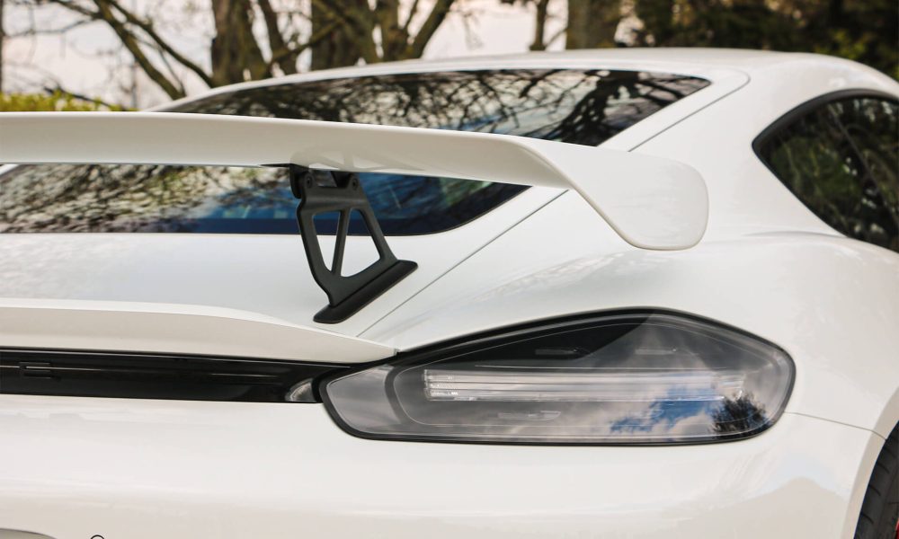 26-RAOW-Porsche-Cayman-GT4