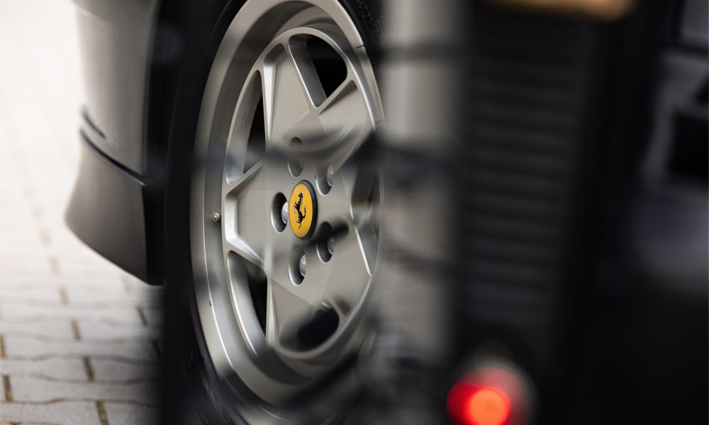 30-2026-RMS-Ferrari-Testarossa-Grigio-Metallizzato