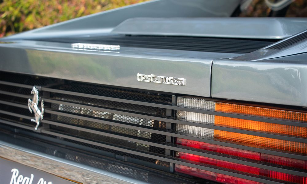 30-RAOW-Ferrari-Testarosssa-Grigio