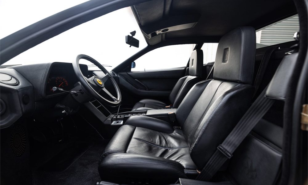 35-2026-RMS-Ferrari-Testarossa-Grigio-Metallizzato