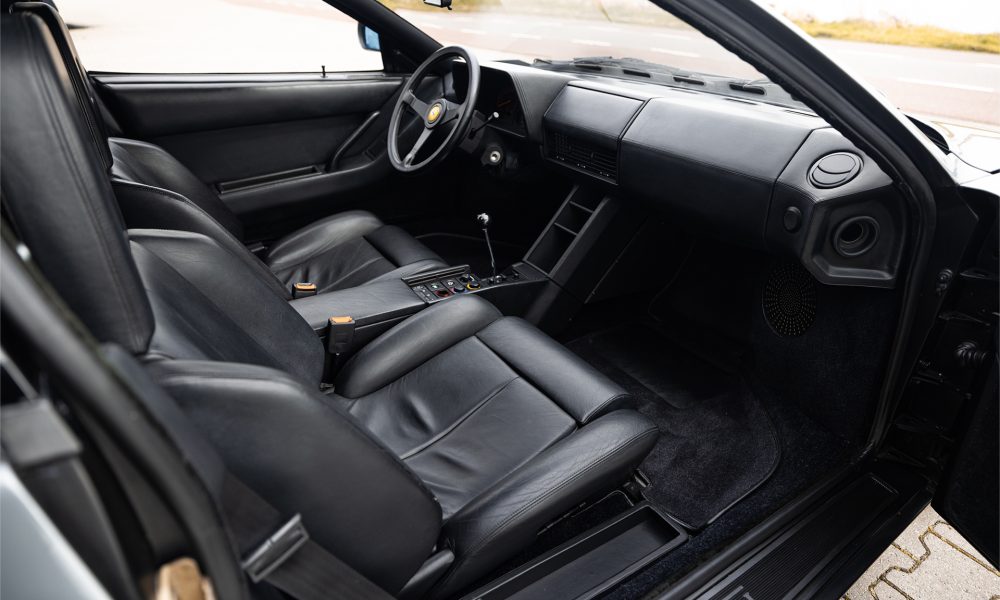 37-2026-RMS-Ferrari-Testarossa-Grigio-Metallizzato