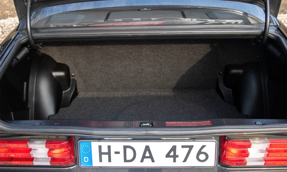 Inventory_0005_RAOW-Mercedes-190E-24