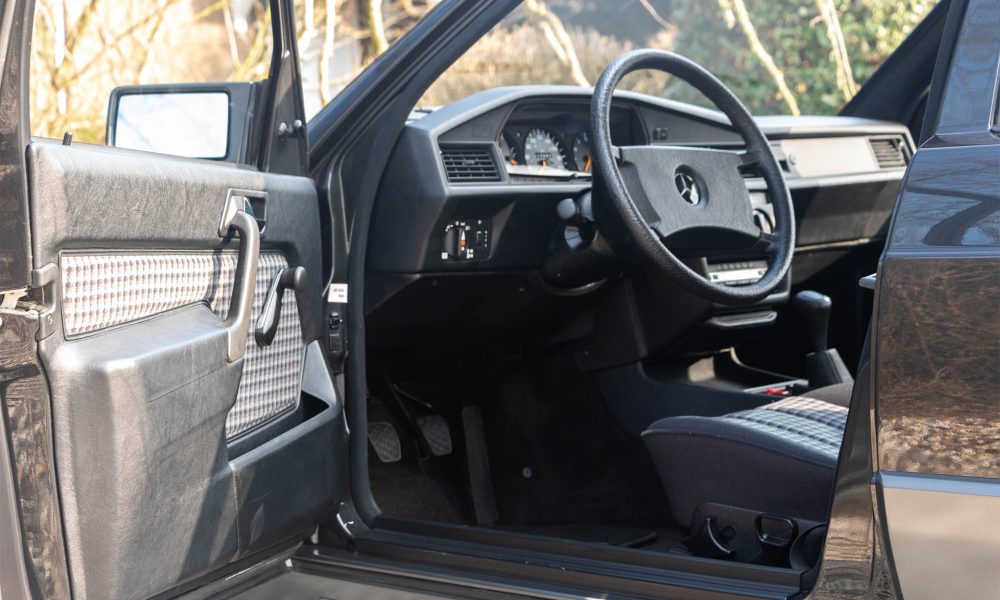 Inventory_0017_RAOW-Mercedes-190E-12