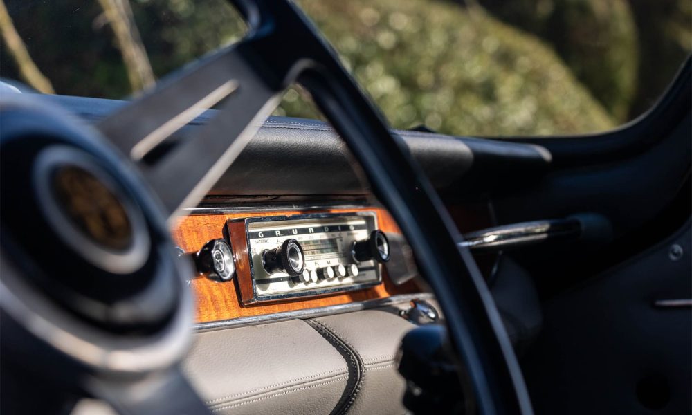 RAOW-Alfa-Romeo-2600-Bordeaux_0000s_0016_RAOW-Alfa-Romeo-2600-18