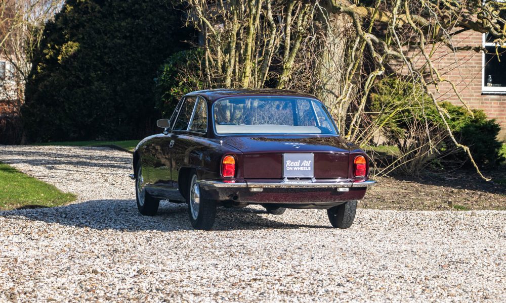 RAOW-Alfa-Romeo-2600-Bordeaux_0000s_0026_RAOW-Alfa-Romeo-2600-8
