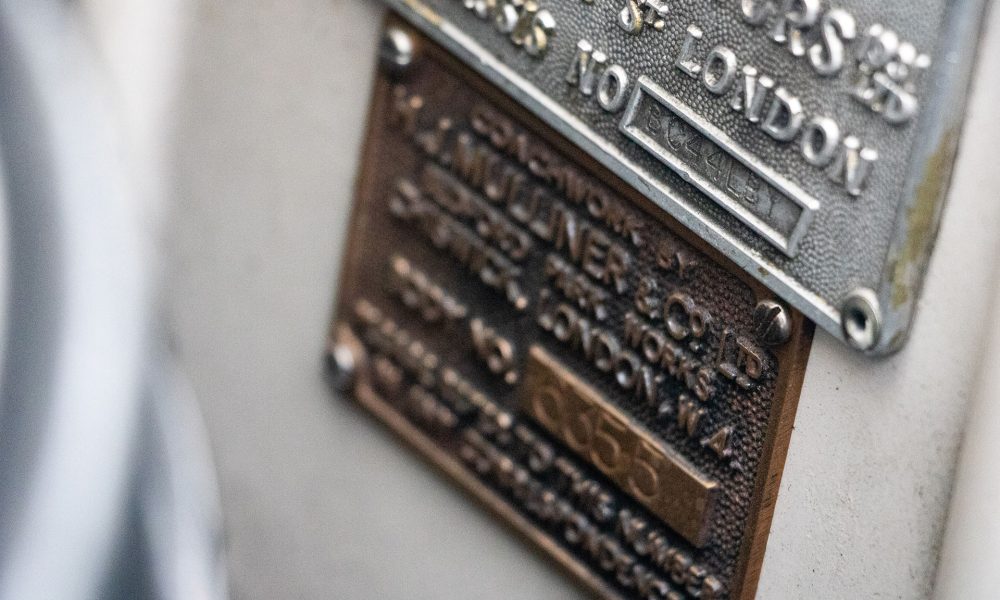 RAOW-Bentley-S2-Flying-Spur_0004_Bentley-27