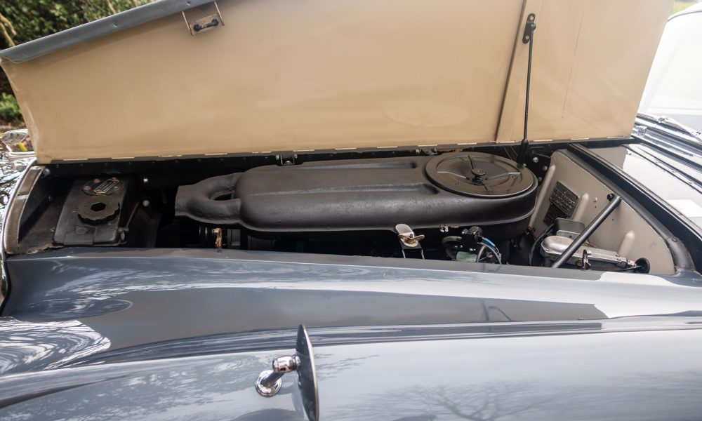 RAOW-Bentley-S2-Flying-Spur_0007_Bentley-24