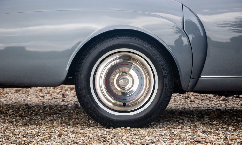 RAOW-Bentley-S2-Flying-Spur_0010_Bentley-21