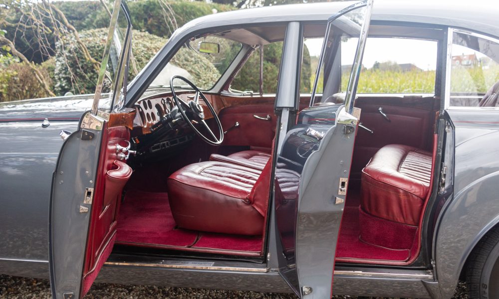 RAOW-Bentley-S2-Flying-Spur_0017_Bentley-13