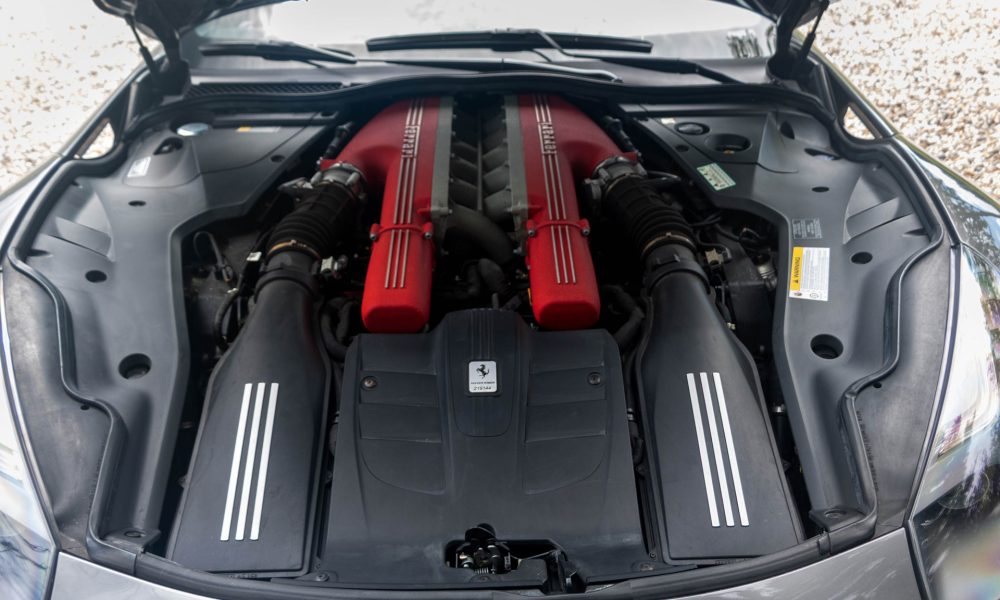 RAOW-Ferrari-F12-Berlinetta_0000s_0002_RAOW-Ferrari-F12-Berlinneta-bewerkt-27