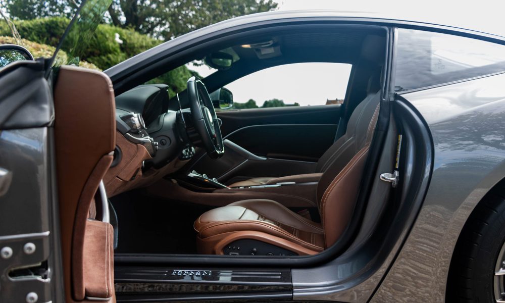 RAOW-Ferrari-F12-Berlinetta_0000s_0012_RAOW-Ferrari-F12-Berlinneta-bewerkt-17