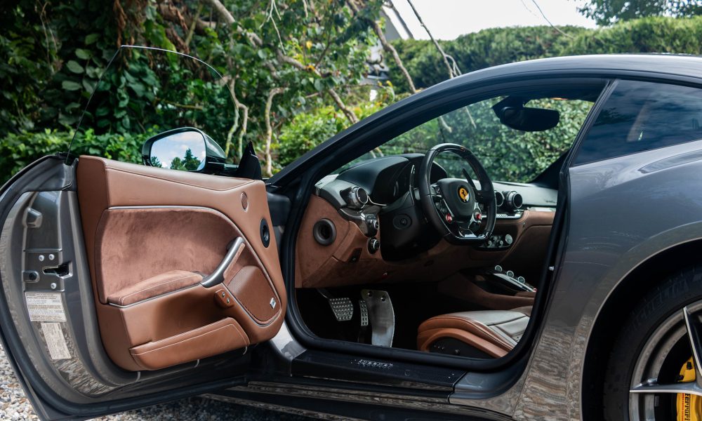 RAOW-Ferrari-F12-Berlinetta_0000s_0013_RAOW-Ferrari-F12-Berlinneta-bewerkt-16