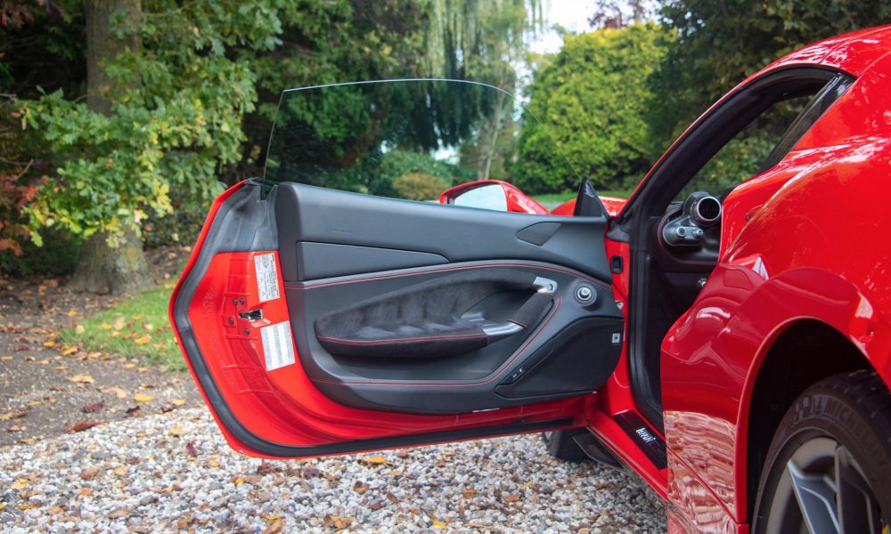 RAOW Ferrari f8-25