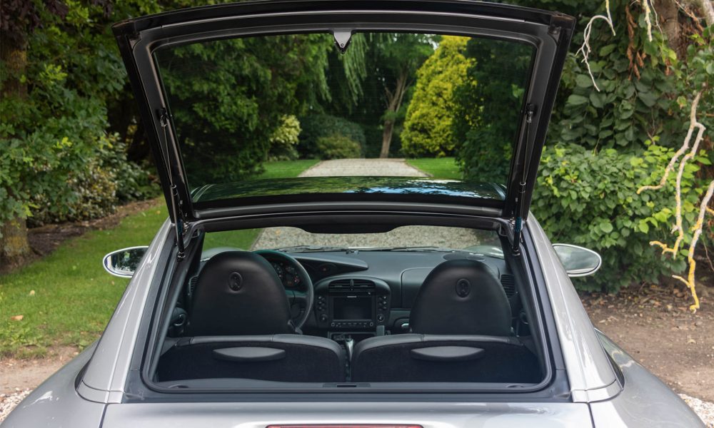 RAOW-Porsche-911-Carrera-2-Targa_0001_RAOW-911-Carrera-2-Targa-27