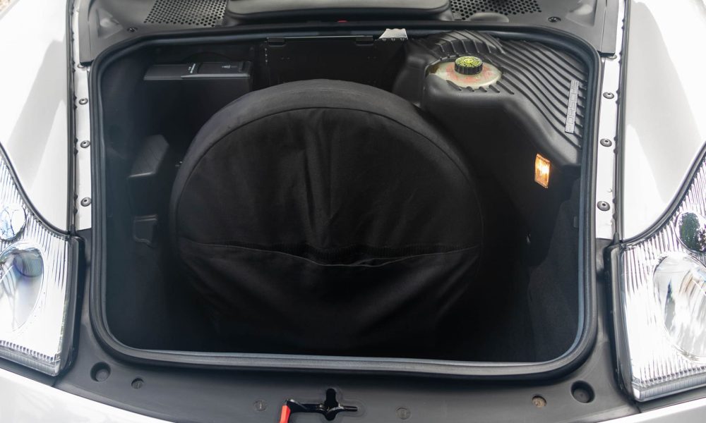 RAOW-Porsche-911-Carrera-2-Targa_0004_RAOW-911-Carrera-2-Targa-24