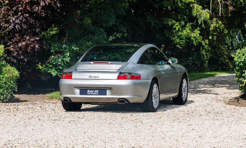 RAOW-Porsche-911-Carrera-2-Targa_0015_RAOW-911-Carrera-2-Targa-13