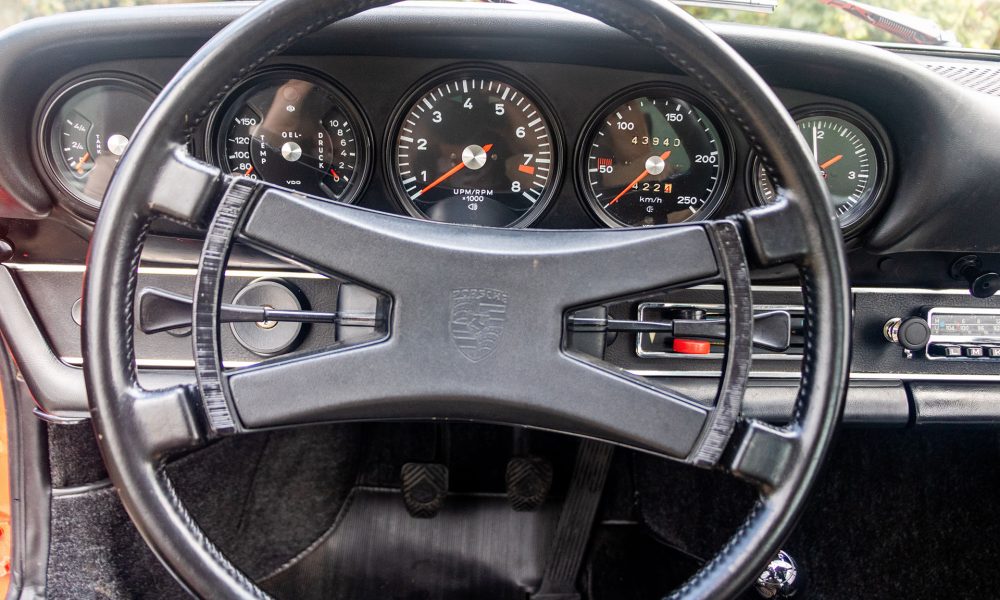 RAOW-Porsche-Carrera-Red_0000s_0013_Porsche-Carrera-Red-15