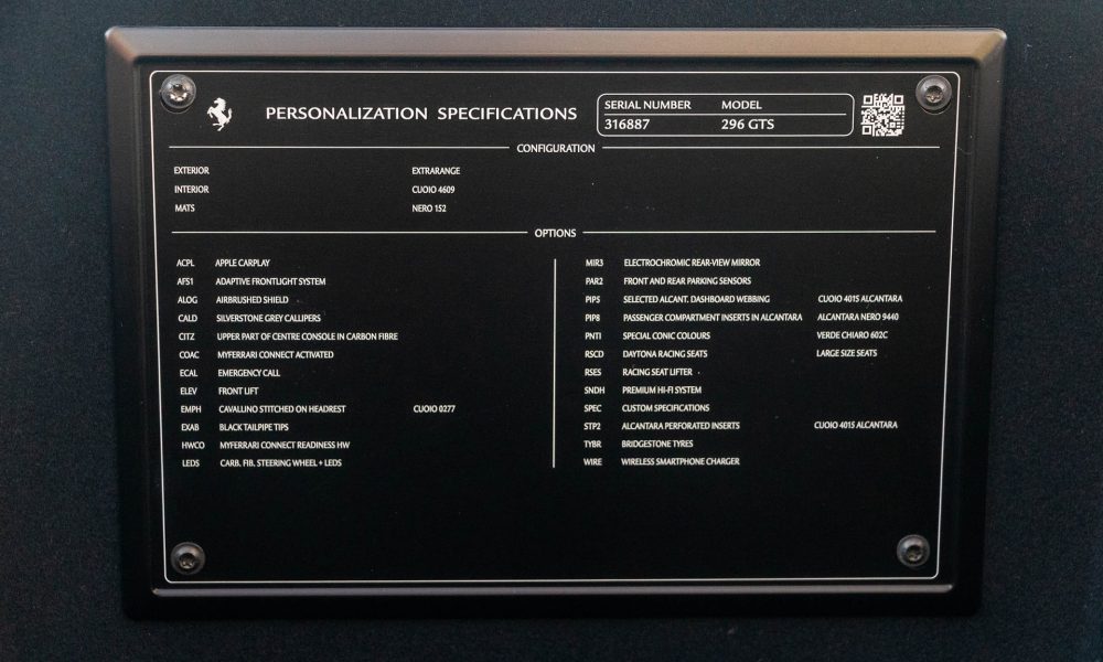 RAOW-ferrari-296-GTS_0000s_0005_RAOW-Ferrari-296-GTS-36