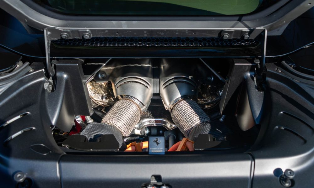 RAOW-ferrari-296-GTS_0000s_0008_RAOW-Ferrari-296-GTS-33