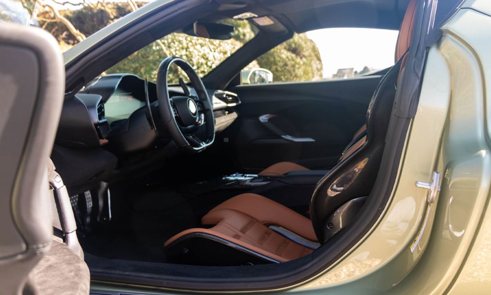 RAOW-ferrari-296-GTS_0000s_0019_RAOW-Ferrari-296-GTS-22