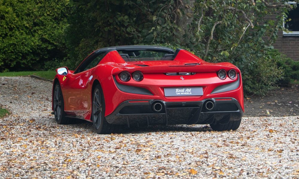 RAOW ferrari f8-10